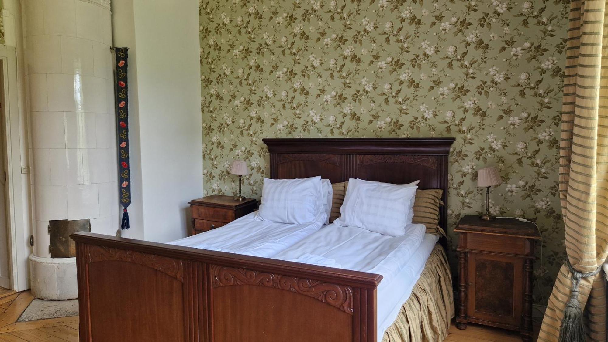 Naeaes Slott Guest House Floda  Екстериор снимка